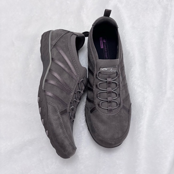 Skechers Women's Sz 11 Air Cooled Memory Foam Bungee Slip-on Comfort Shoe - Picture 2 of 7